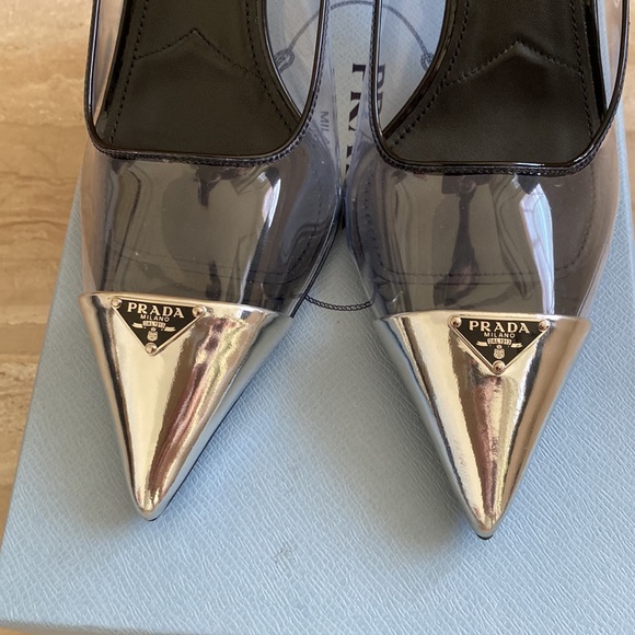 Prada heels - Picture 2 of 3